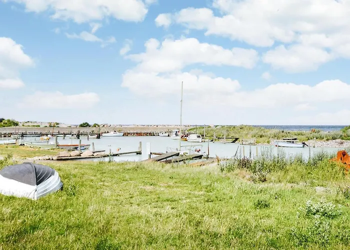 Дом отдыха Beautiful Home In Nykobing Sj With Wifi *